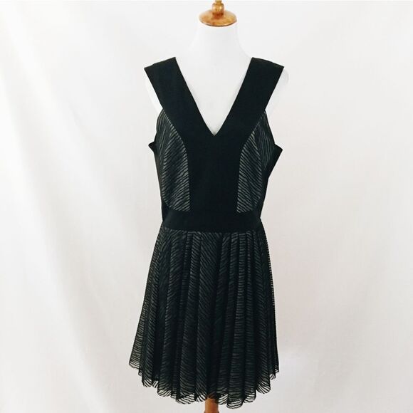 Robert Rodriguez Striped Dress - Picture 2 of 6